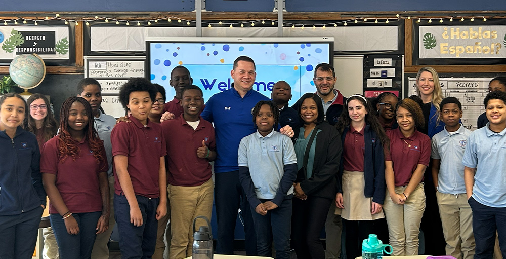 Syracuse Academy of Science Middle School Welcomes County Executive McMahon for Career Week